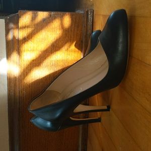 Black leather almond toe pumps Alejandro ingelmo 38.5